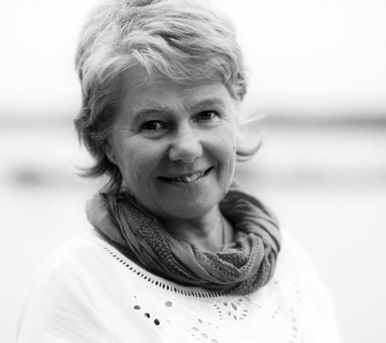 Elsbeth Randelin, moderator vid författarsamtal med Thomas Halling, arrangör Nordens institut på Åland